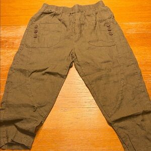 Casual Olive Green Capris